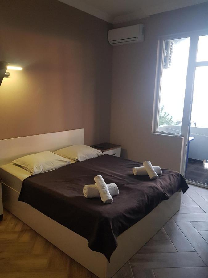 Midia Guest House Kobuleti Eksteriør billede