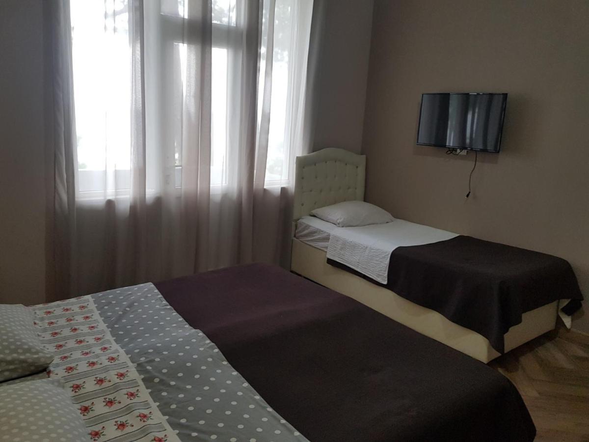 Midia Guest House Kobuleti Eksteriør billede