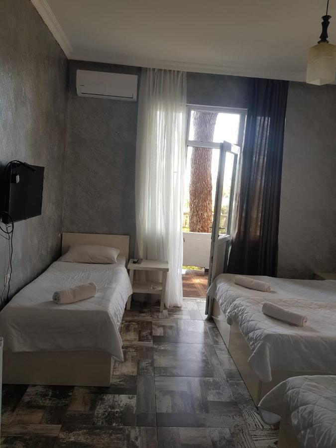 Midia Guest House Kobuleti Eksteriør billede
