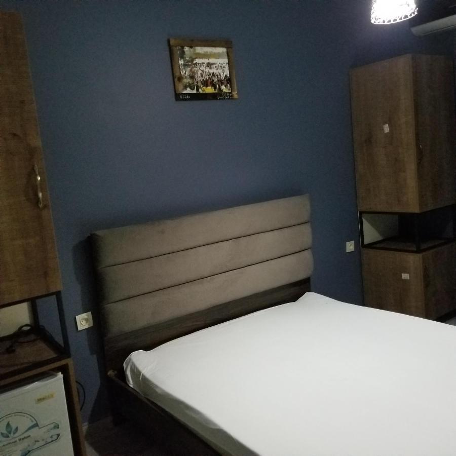 Midia Guest House Kobuleti Eksteriør billede