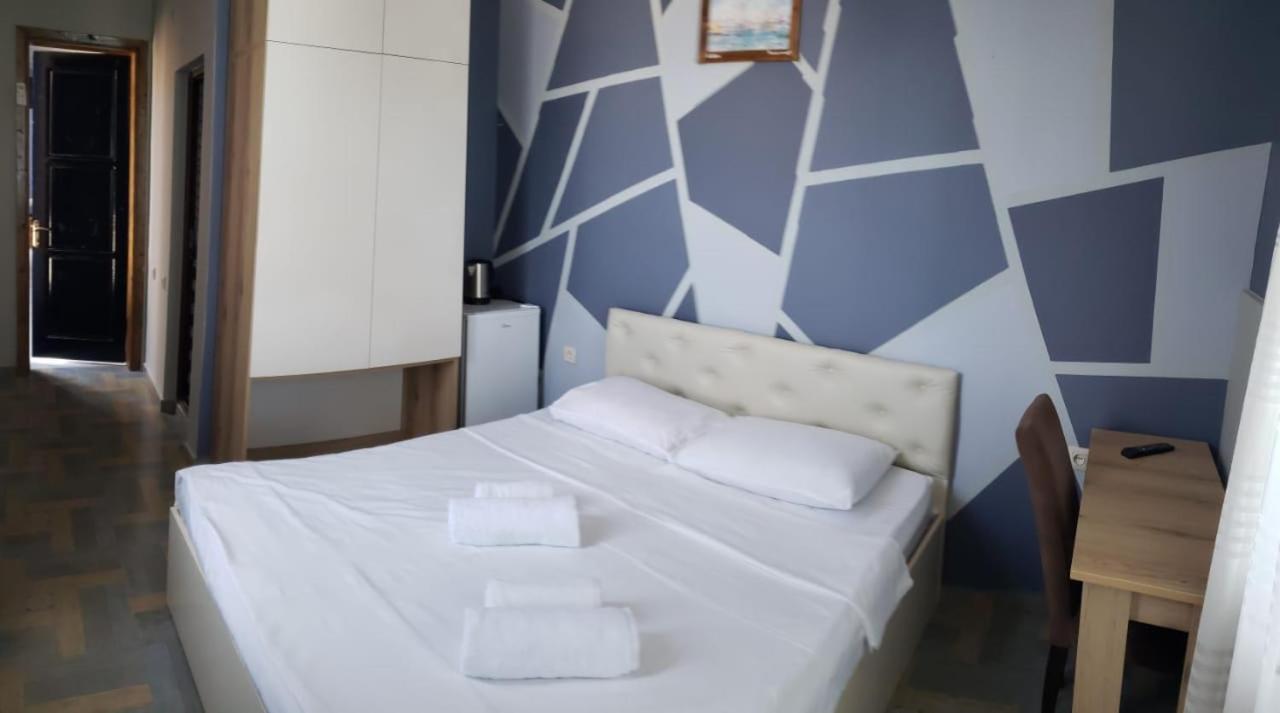 Midia Guest House Kobuleti Eksteriør billede