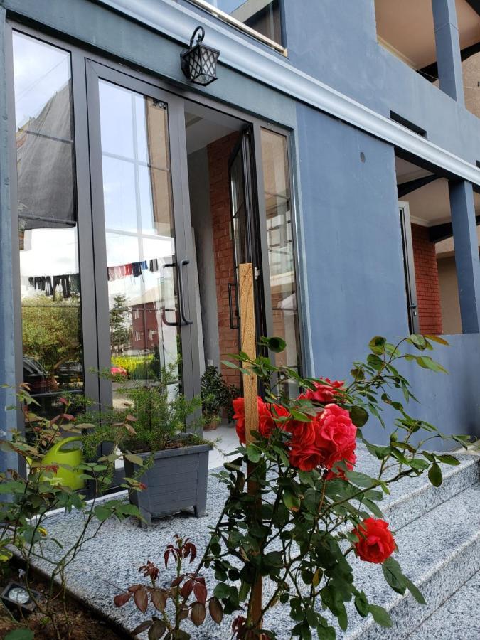 Midia Guest House Kobuleti Eksteriør billede